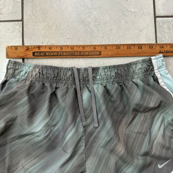 Nike Dry Dri-fit Temp Running Shorts Lined Womens Size L - Picture 6 of 6